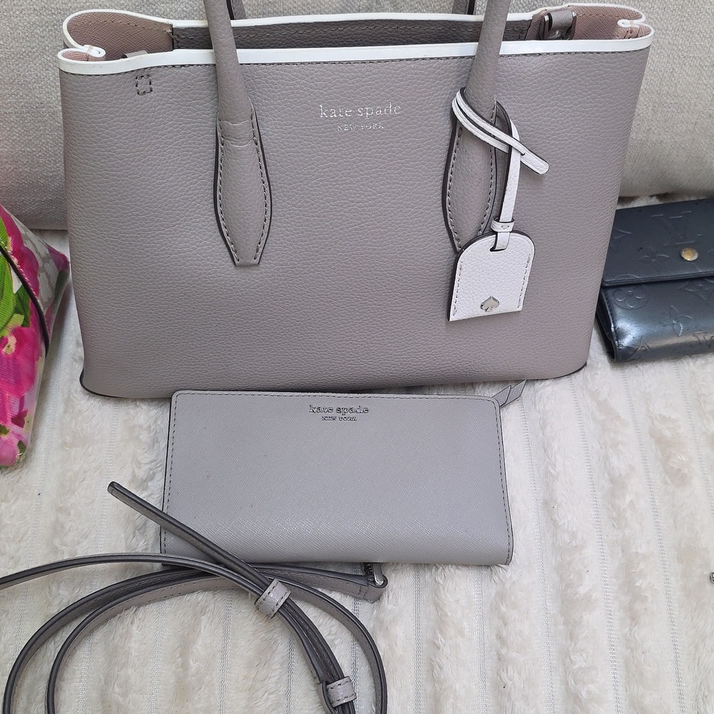 Kate spade purse and wallet